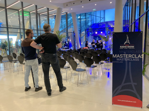 Dans les coulisses du Paris Radio Show Dans les coulisses du Paris Radio Show