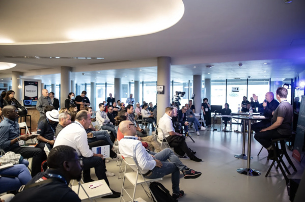 Sélection de quelques instants au Paris Radio Show Sélection de quelques instants au Paris Radio Show