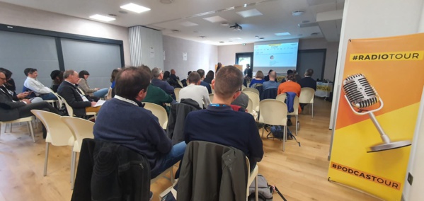 Quelques photos (pas vues) du RadioTour à Rennes Quelques photos (pas vues) du RadioTour à Rennes