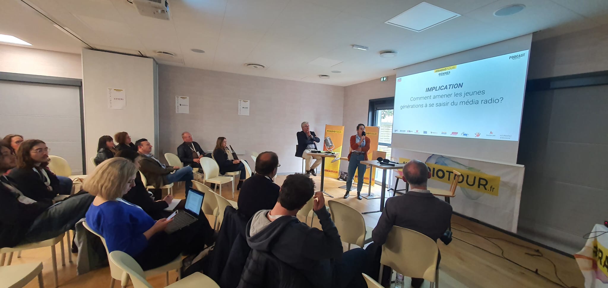 Quelques photos (pas vues) du RadioTour à Rennes Quelques photos (pas vues) du RadioTour à Rennes