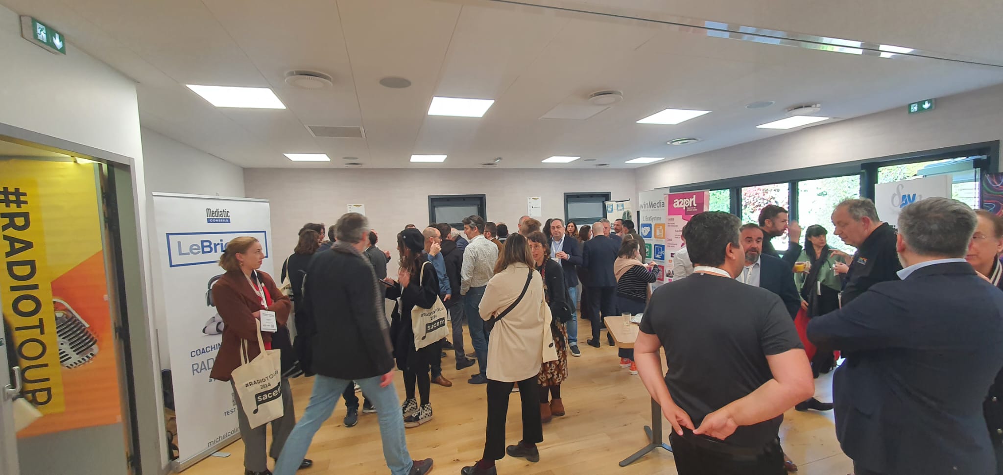 Quelques photos (pas vues) du RadioTour à Rennes Quelques photos (pas vues) du RadioTour à Rennes