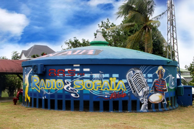 Les studios de RSA à Sainte-Rose (Guadeloupe).