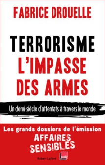 Fabrice Drouelle s'intéresse au terrorisme Fabrice Drouelle s'intéresse au terrorisme