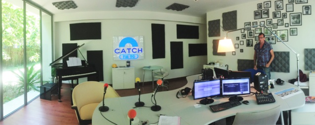 Les studios de The Voice of the Lizard et Catch FM au Twin Palms resort à Phuket - © Olivier Oddou Les studios de The Voice of the Lizard et Catch FM au Twin Palms resort à Phuket - © Olivier Oddou