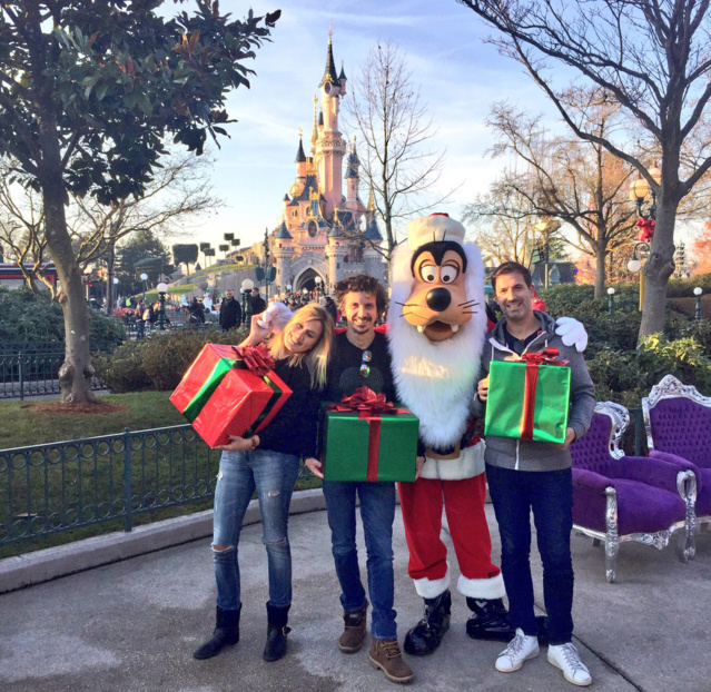 L'équipe du Double Expresso est déjà arrivée à Disneyland Paris © Illustration Twitter