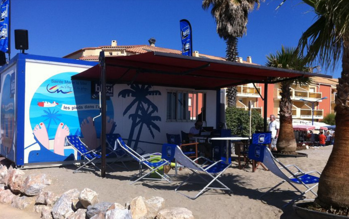 Cet été, France Bleu Roussillon a installé son studio sur la plage © Radio France / Frédéric Liénard