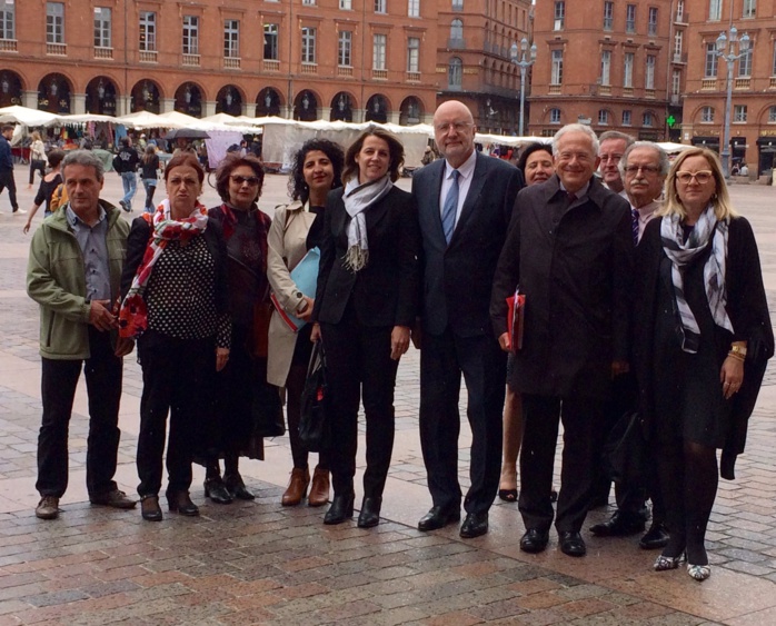 L'équipe du CTA de Toulouse avec Olivier Schrameck, préident du Conseil supérieur de l'audiovisuel L'équipe du CTA de Toulouse avec Olivier Schrameck, préident du Conseil supérieur de l'audiovisuel