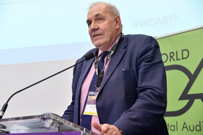 Nicolas Curien : "je crois fermement à un DAB+ français" © WorldDAB Nicolas Curien : "je crois fermement à un DAB+ français" © WorldDAB