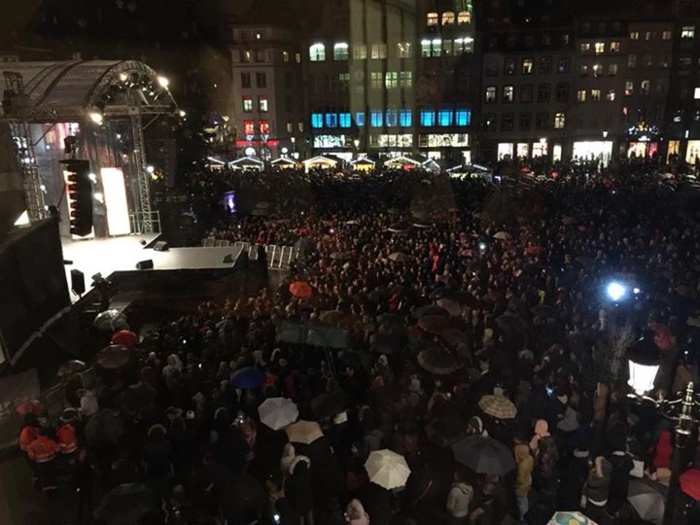 Radio Dreyeckland lance les illuminations de Noël Radio Dreyeckland lance les illuminations de Noël