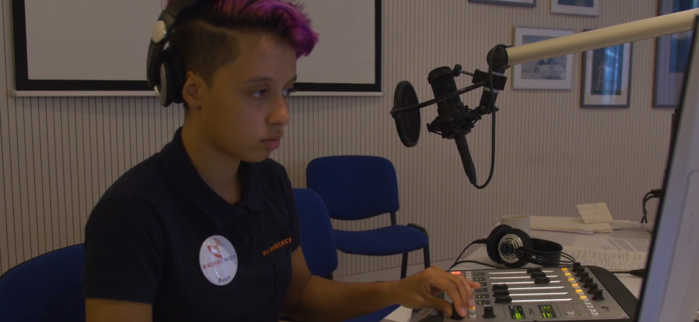 Dans les coulisses de Radio Chico Dans les coulisses de Radio Chico