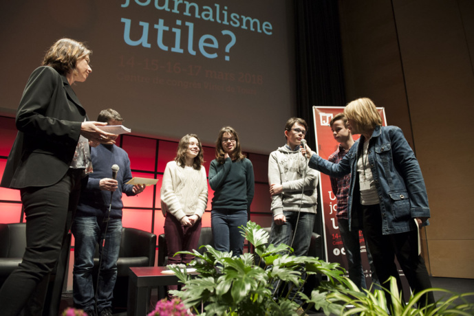 Prix Région Centre-Val de Loire : "Le Presse Papier" et Phil FM, Collège Philippe de Commynes © Les Assises