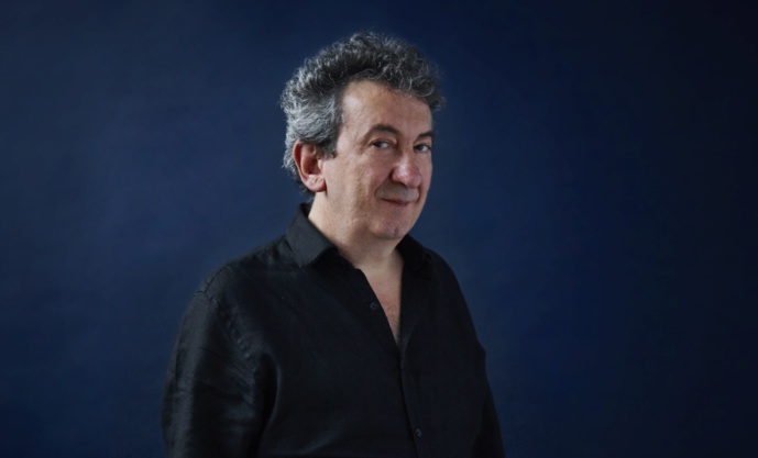 Silvain Gire, fondateur d'Arte Radio. Silvain Gire, fondateur d'Arte Radio.