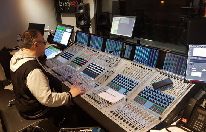 RTL choisit la console Studer Vista X RTL choisit la console Studer Vista X