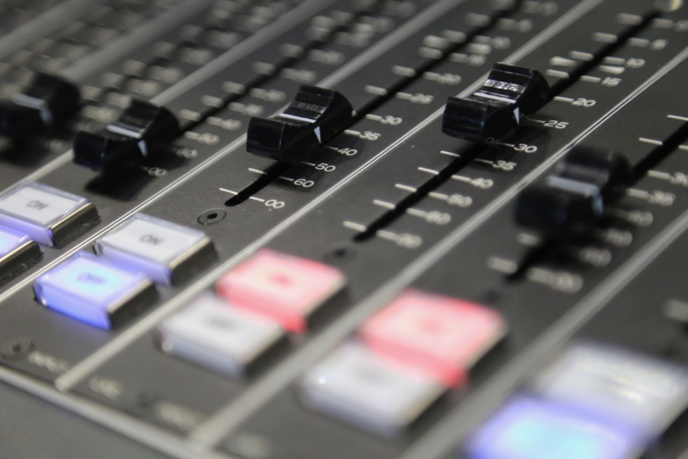 Devenez rédacteur-trice dans La Lettre Pro de la Radio Devenez rédacteur-trice dans La Lettre Pro de la Radio