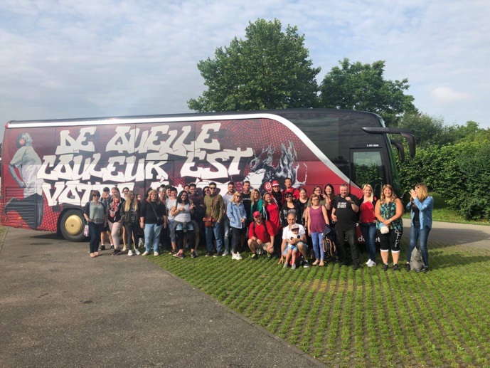 40 auditeurs, chanceux, ont pu profiter du bus Rouge FM pendant l'été !