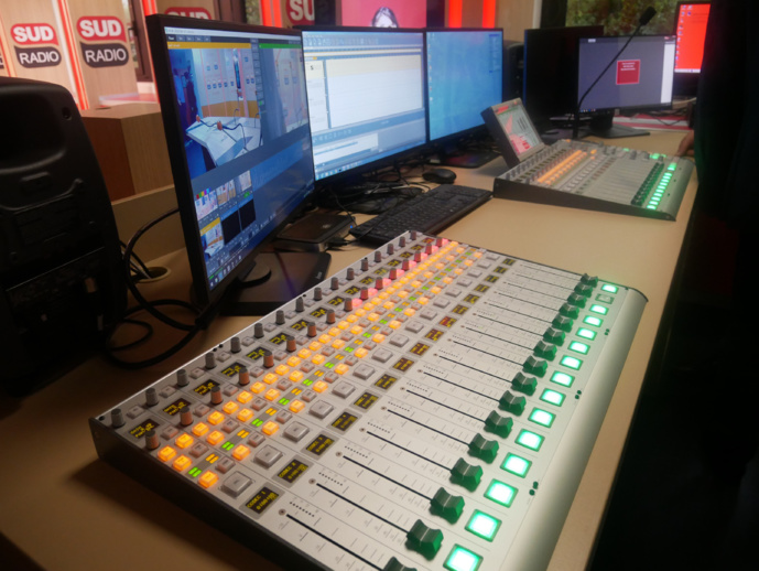 Découvrez les nouveaux studios de Sud Radio Découvrez les nouveaux studios de Sud Radio