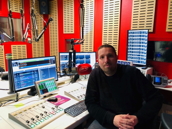 Sweet FM et son directeur Wilfrid Tocqueville ont adopté le système Zetta. Sweet FM et son directeur Wilfrid Tocqueville ont adopté le système Zetta.