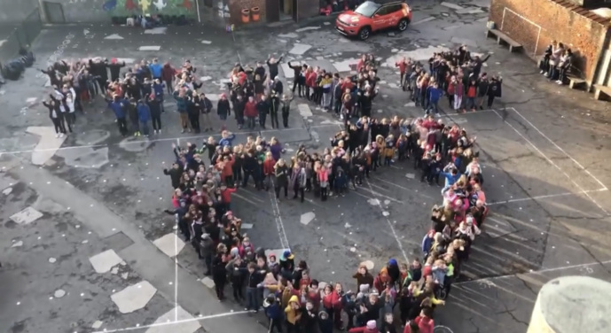 Bel RTL : l'opération Pièces Rouges pousse les grilles des écoles Bel RTL : l'opération Pièces Rouges pousse les grilles des écoles