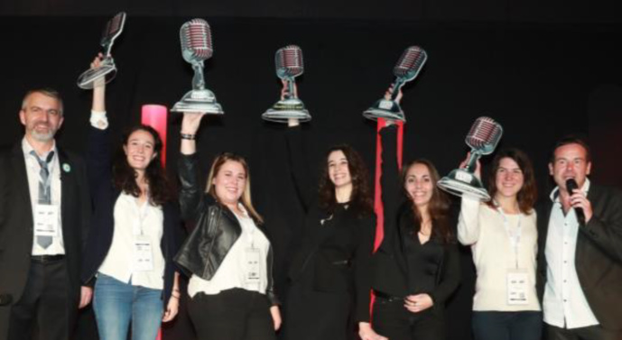 Inscrivez-vous aux Jeunes Talents de la Radio Inscrivez-vous aux Jeunes Talents de la Radio