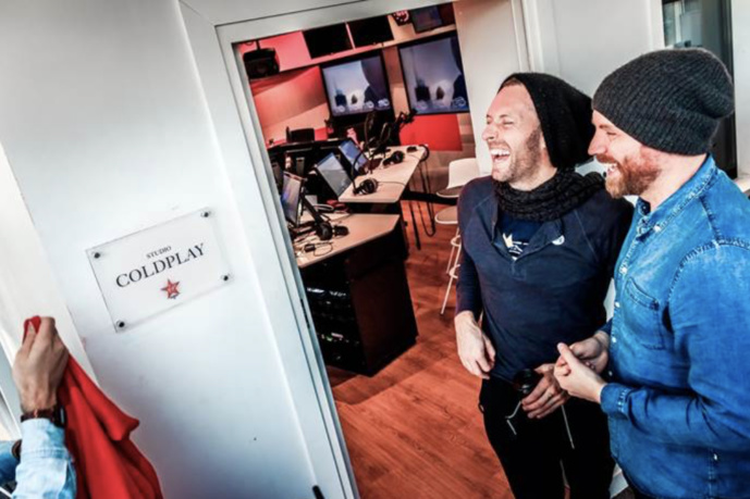 Virgin Radio : le groupe Coldplay baptise un studio à son nom Virgin Radio : le groupe Coldplay baptise un studio à son nom