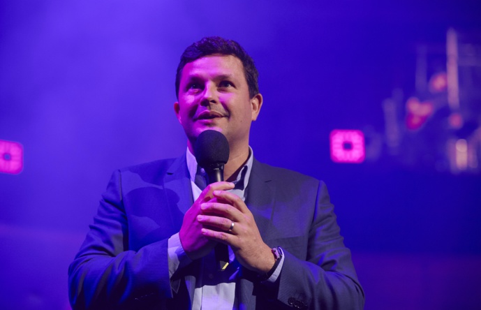 Podcast Le Micro : Comment Bruno Laforestrie (Mouv') parle-t-il aux jeunes ? Podcast Le Micro : Comment Bruno Laforestrie (Mouv') parle-t-il aux jeunes ?