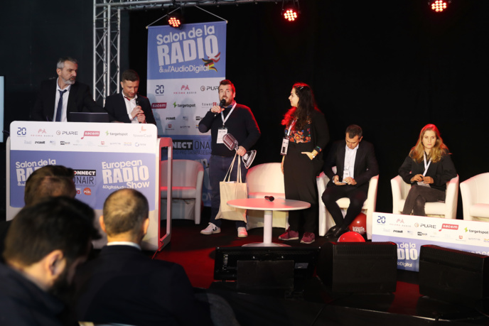 Décerné par les rédacteurs du guide LE POD. à "Noises" produit par Bababam Décerné par les rédacteurs du guide LE POD. à "Noises" produit par Bababam