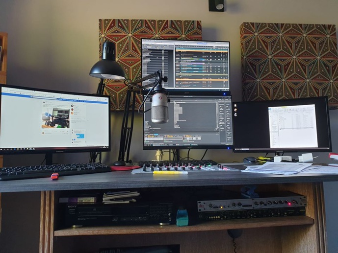 Covid-19 : Delta FM : une équipe mobilisée au service de la population Covid-19 : Delta FM : une équipe mobilisée au service de la population