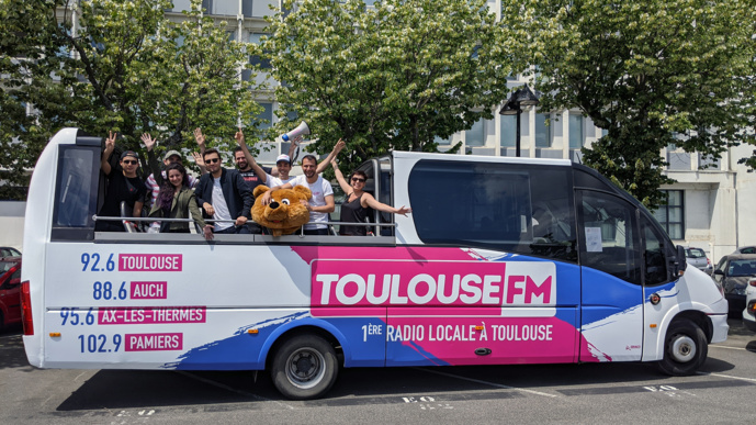 Le "Toulouse FM Bus" sur les routes toulousaines