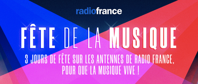 Illumination de la tour de la Maison de la radio Illumination de la tour de la Maison de la radio