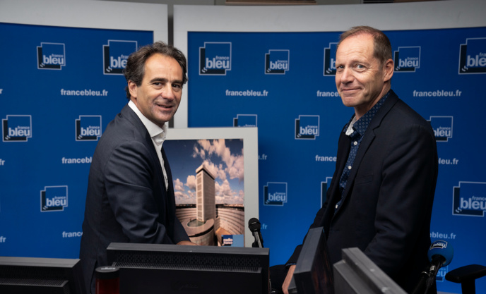 Jean-Emmanuel Casalta, directeur de France Bleu avec Christian Prudhomme, le directeur du Tour de France © Christophe Abramowitz