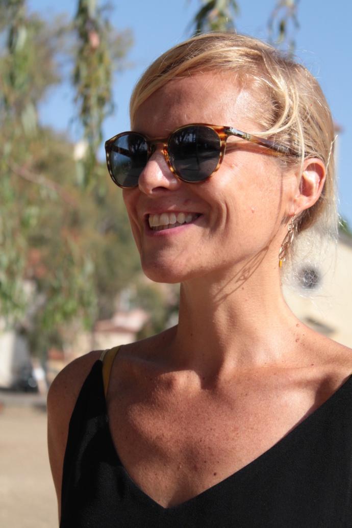 Ingrid Blanchard, mordue de Porquerolles, s'engage pour faire découvrir l'île et ses enjeux. © D.R.