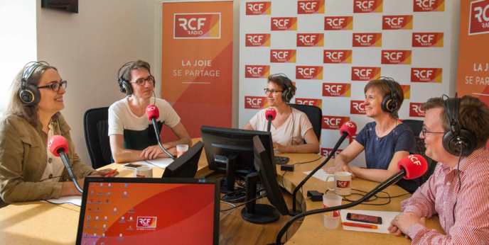 Stéphanie Gallet, Melchior Gormand, Véronique Alzieu, Anne Kerléo et Etienne Pépin @ Eric Gannat Stéphanie Gallet, Melchior Gormand, Véronique Alzieu, Anne Kerléo et Etienne Pépin @ Eric Gannat