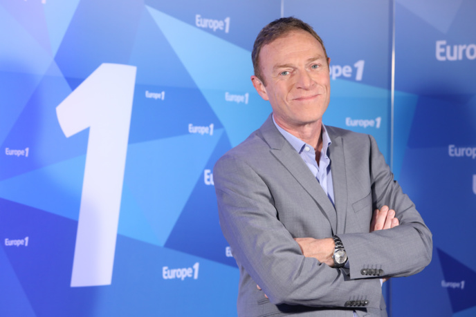 Christophe Hondelatte s'intéresse aux "Histoires d'un médecin légiste" Christophe Hondelatte s'intéresse aux "Histoires d'un médecin légiste"