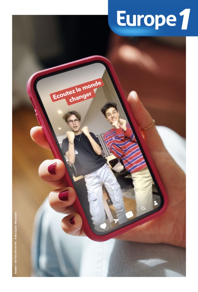 "Écoutez le monde changer" : Europe 1 repart en campagne avec Romance "Écoutez le monde changer" : Europe 1 repart en campagne avec Romance