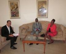 Younes Boumehdi avec le maire de Bangui