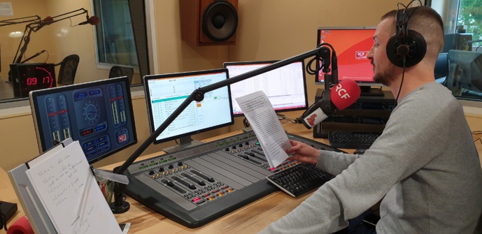 Thomas Dullin, journaliste matinalier sur RCF Finistère Thomas Dullin, journaliste matinalier sur RCF Finistère