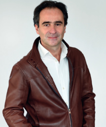 Jean-Emmanuel Casalta est le directeur du réseau local de Radio France Jean-Emmanuel Casalta est le directeur du réseau local de Radio France