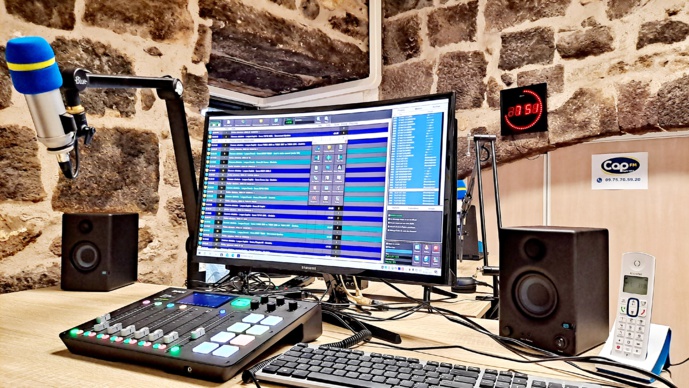 Simple mais efficace pour labourer le terrain de la proximité Simple mais efficace pour labourer le terrain de la proximité