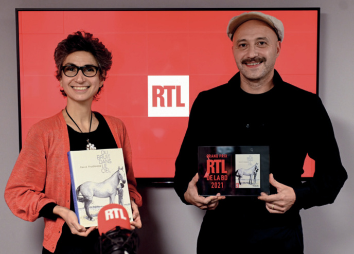 Monique Younès aux côtés de David Prudhomme © Lionel Guericolas - Agence 1827 - RTL Monique Younès aux côtés de David Prudhomme © Lionel Guericolas - Agence 1827 - RTL