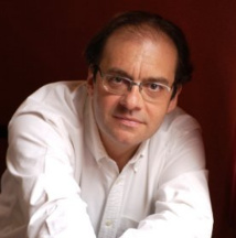 Claude Hemmer à la direction d'antenne de Sud Radio Claude Hemmer à la direction d'antenne de Sud Radio