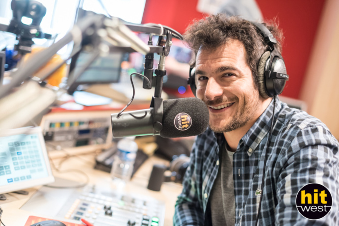 Hit West : un concert avec Amir et 200 auditrices