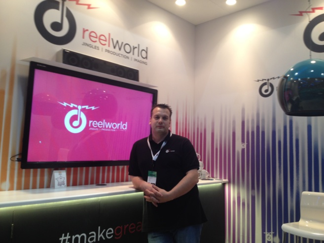David Tartar sur son stand Reelworld David Tartar sur son stand Reelworld