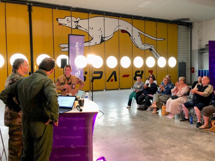 Champagne FM en direct de la base aérienne 113 de Saint-Dizier Champagne FM en direct de la base aérienne 113 de Saint-Dizier