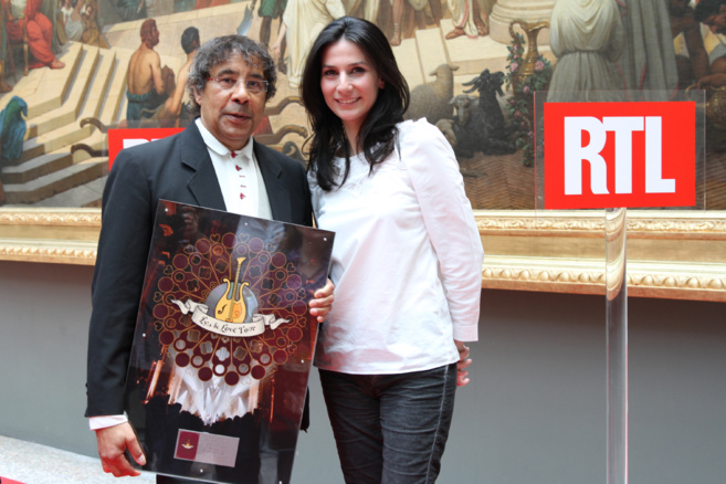 Laurent Voulzy avec Marie Drucker © Crédit Stéphane Cazard / Abacapress pour RTL Laurent Voulzy avec Marie Drucker © Crédit Stéphane Cazard / Abacapress pour RTL