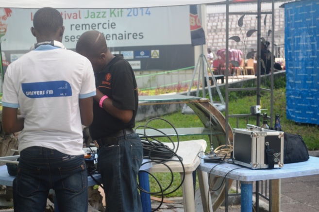 Lancement d'Univers FM au Congo Lancement d'Univers FM au Congo