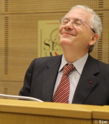 Le CSA va-t-il contrôler l'ARCEP et Hadopi ?