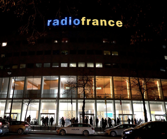 La Maison de la radio aux couleurs de l’Ukraine La Maison de la radio aux couleurs de l’Ukraine