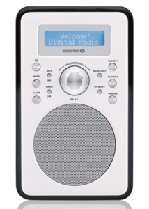 Boulanger a conçu un poste de radio RNT Boulanger a conçu un poste de radio RNT