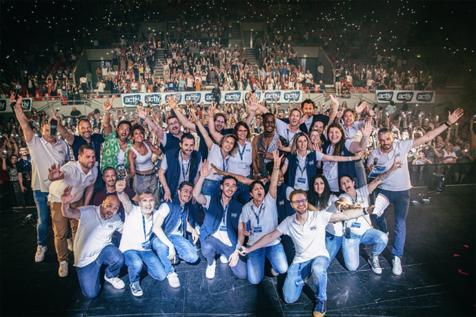 Jeudi dernier, la radio de la Loire a célèbré ses 20 ans au Zénith de Saint-Étienne Métropole Jeudi dernier, la radio de la Loire a célèbré ses 20 ans au Zénith de Saint-Étienne Métropole