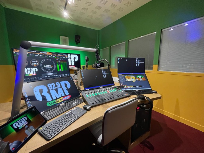 Radio Mille Pattes fait peau neuve avec Broadcast-associés Radio Mille Pattes fait peau neuve avec Broadcast-associés